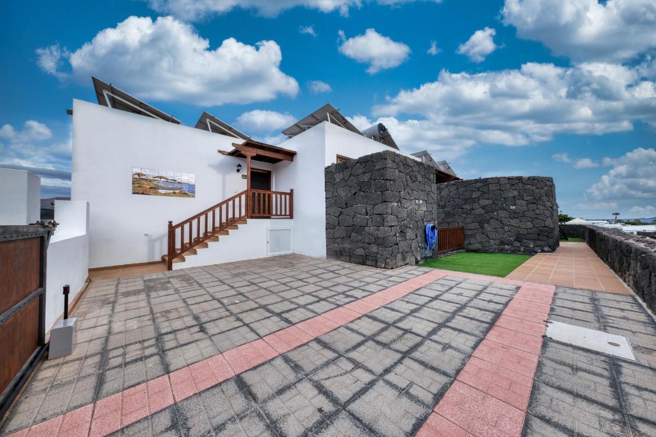 Villa Flavia-Private Pool, Jacuzzi, Sea Views Playa Blanca  Exterior foto
