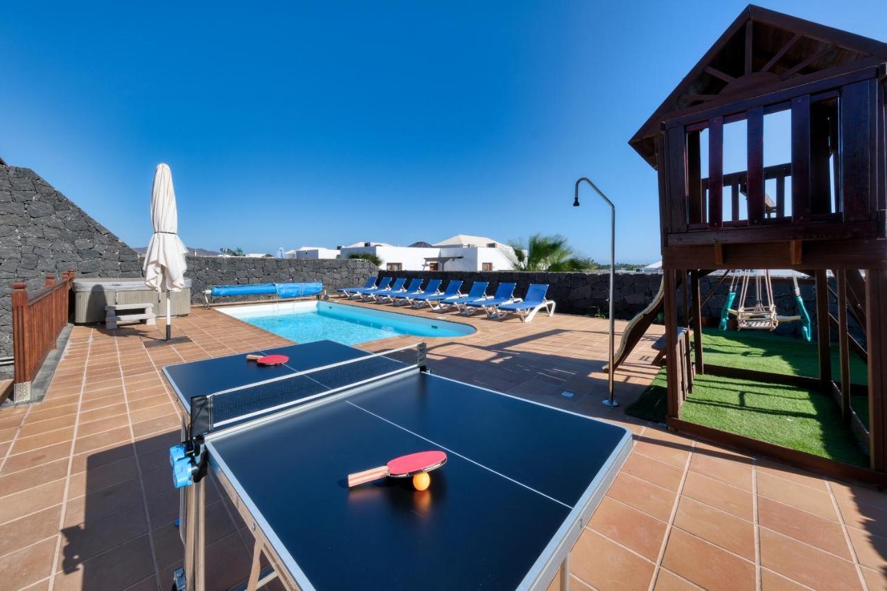 Villa Flavia-Private Pool, Jacuzzi, Sea Views Playa Blanca  Exterior foto